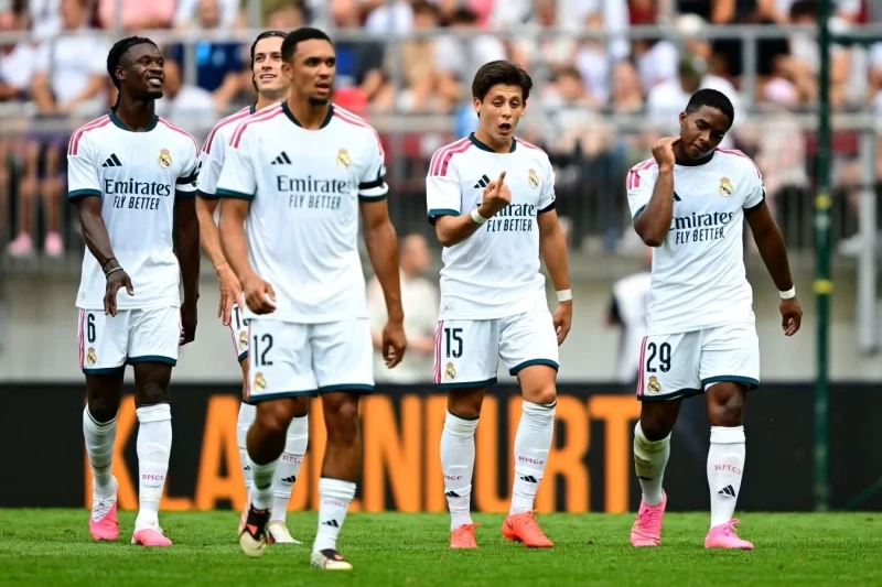 Real Madrid Fiorentina ilə heç-heçəyə razı olub