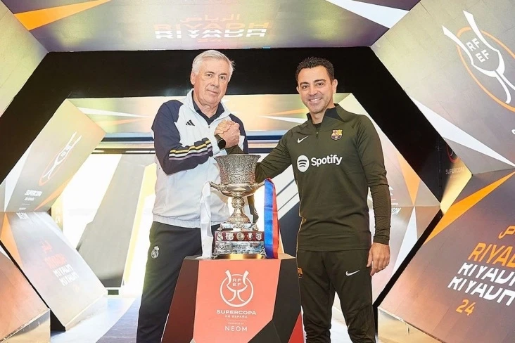 Xavi Barselonaya qayıtmaq niyyətində deyil