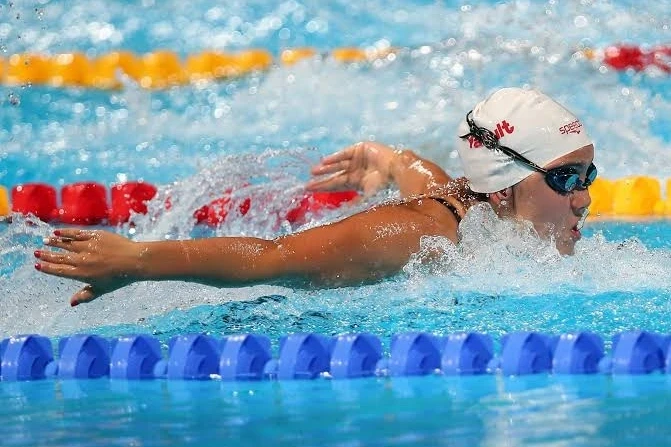 ABŞ qarışıq.estafetdə dünya rekordunu yenilədi