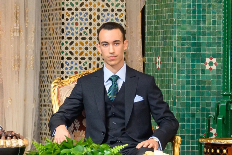 Prince Moulay Hassan at the Africa Cup of Nations: Footballers kissed his shoulder, he didn't allow hand-kissing