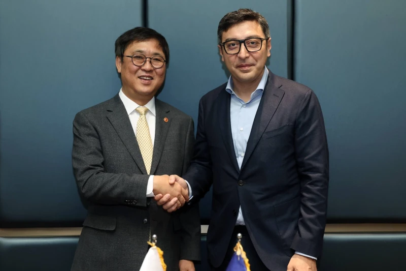 Fərid Qayıbovun Dünya Antidopinq Konfransında İştirakı və Görüşləri