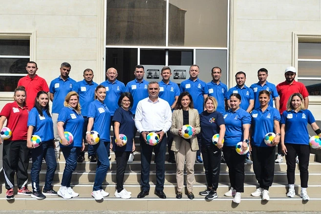 Playmakers layihəsi çərçivəsində məşqçi-müəllimlər üçün təlim-seminar keçirildi