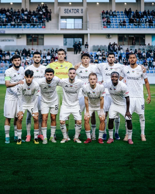 Qarabağdan ayrılan Addai transfer danışıqları üçün İngiltərədə