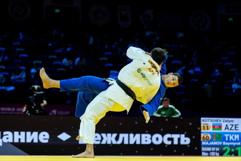 Cüdo üzrə Olimpiya çempionumuz Zelim Kotsoyev dünya çempionatının 1/32 finalına çıxır - YENİLƏNİR + FOTO