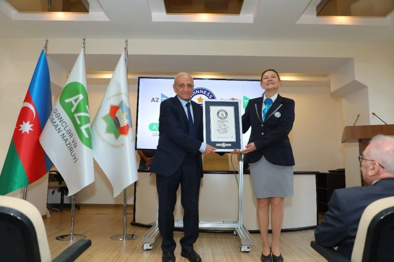 Chess Club program entered the Guinness Book of Records - PHOTO