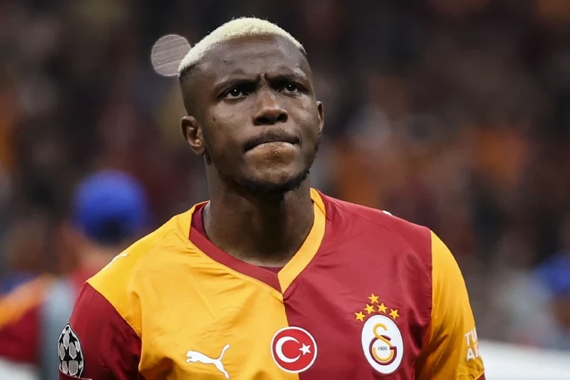 Barselona Qalatasaraydan Viktor Osimheni transfer etməyə çalışır