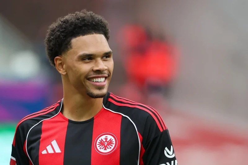 English clubs prepare for talks with Eintracht for Nnamdi Collins
