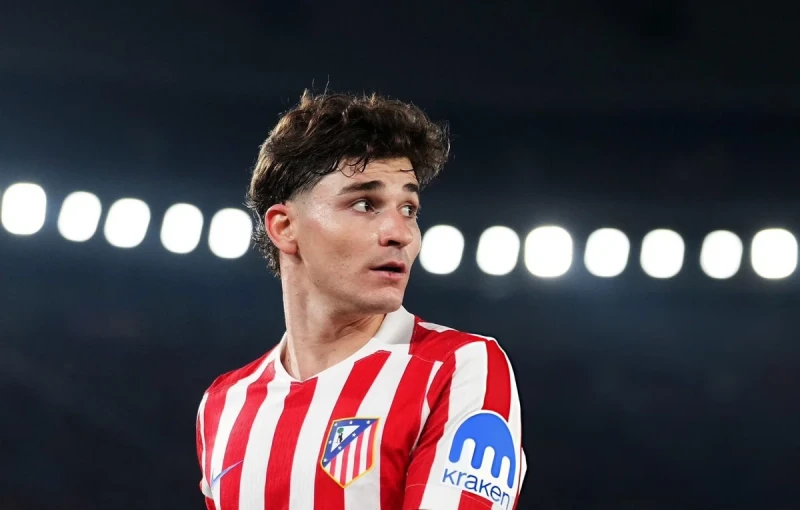 Xulian Alvares UEFA Çempionlar Liqasında 25 qola Messidən tez çatıb