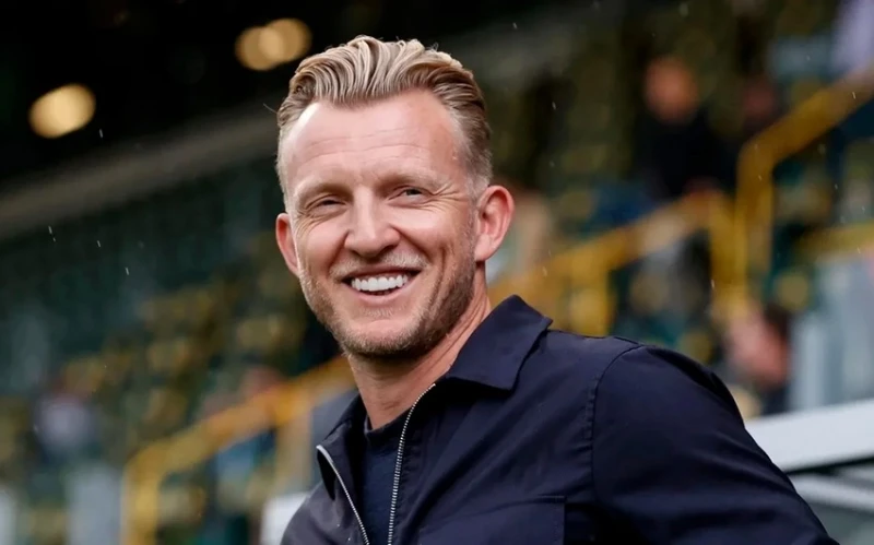 Dirk Kuyt, Beershot'taki teknik direktörlük görevinden ayrıldı
