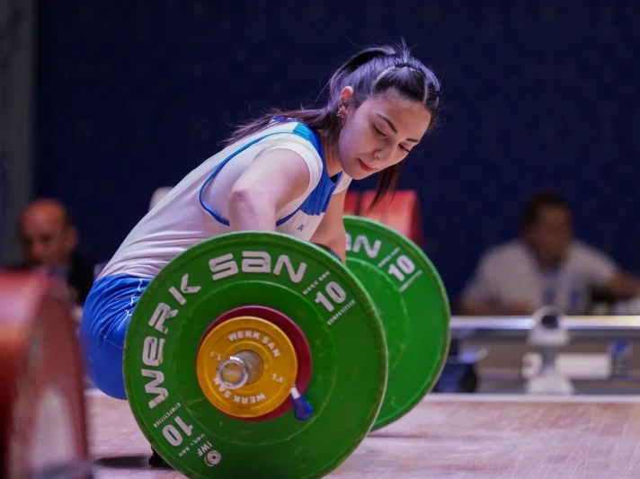 Ağırlıqqaldırma üzrə Azərbaycan çempionatına start verildi: ilk qaliblər müəyyən edildi