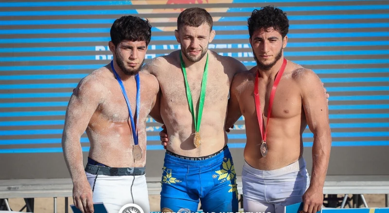 Azərbaycanlı güləşçilər Xorvatiyada iki medal qazanıblar