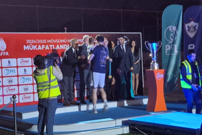"Qarabağ" mükafatlandırıldı