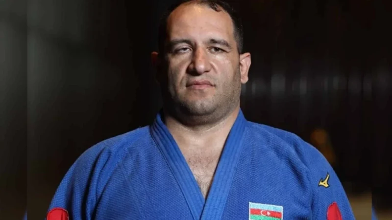 İlham Zəkiyev Avropa çempionatında finala yüksəlib