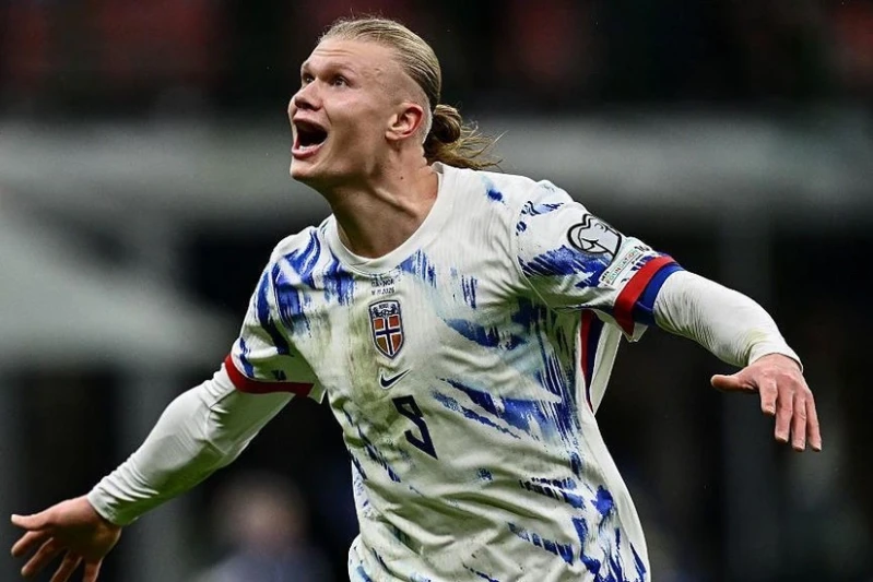 Son beş ildə milli komandalarda ən çox qol vuran futbolçular: Holann, Keyn, Messi və Ronaldo ilk yerlərdə