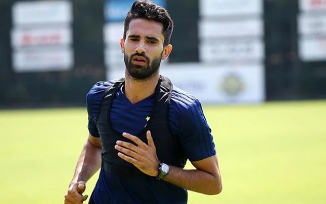 Former Turkish national team player ends football career