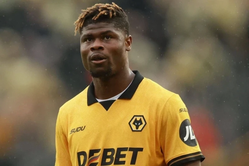 Beşiktaş Kot-d'İvuar millisinin müdafiəçisi Emmanuel Aqbadou ilə razılığa gəlib