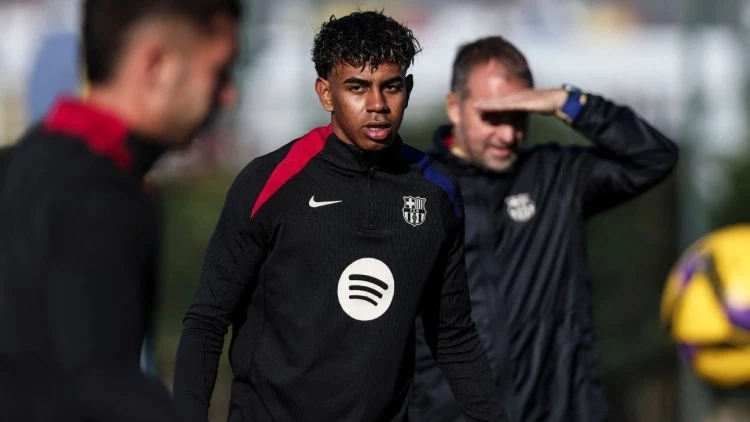 Yamal missed training due to discomfort, but is unlikely to miss the derby