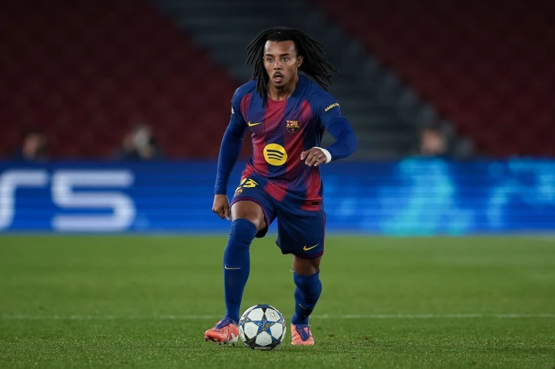 Koundé ve Baldé Atlético Madrid Maçı İçin Hazır, De Jong'un Katılımı Şüpheli;