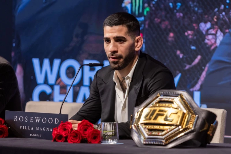 İliya Topuriyanın keçmiş həyat yoldaşı təhdidlər və təqiblərlə bağlı polisə şikayət edib