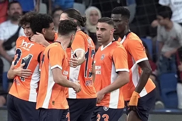 Başakşehir Advances to Conference League Play-Off Round