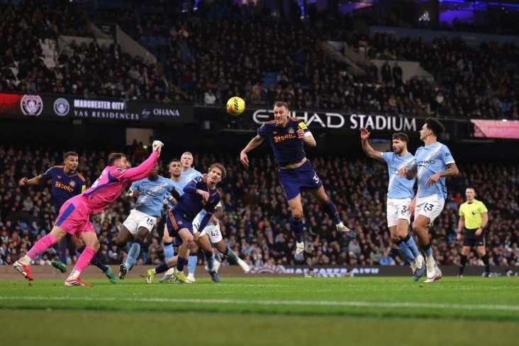 O'Reilly'nin dublesi Manchester City'ye Newcastle karşısında galibiyet getirdi, Chelsea ve Burnley berabere kaldı