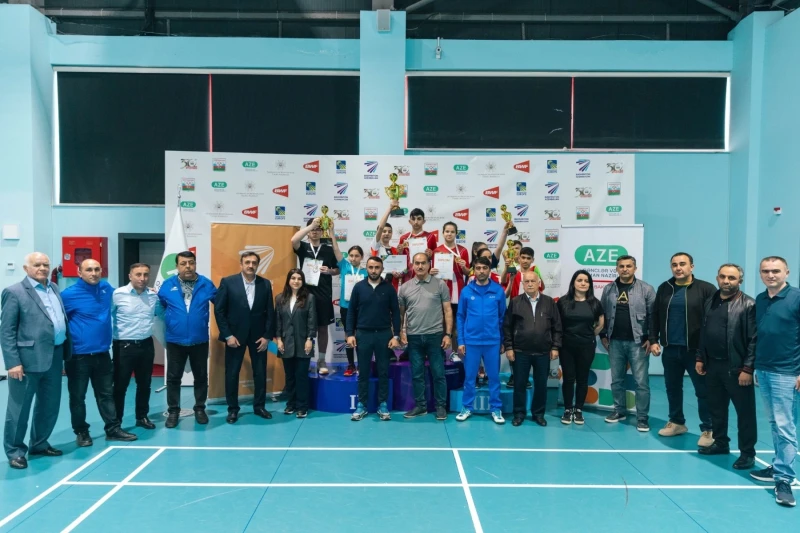 Badminton üzrə Bakı şəhəri turnirinin qalibləri bəlli olub