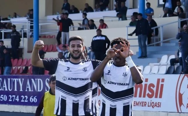 Karvan-Yevlax - Şamaxı matçının videoicmalı (1:0)