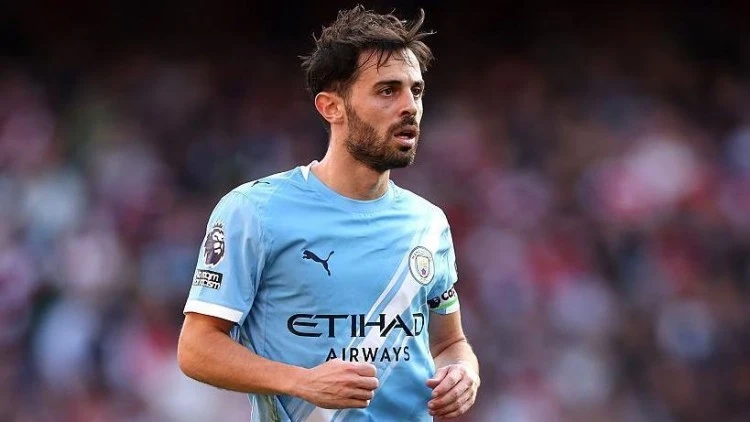 Bernardo Silva Premyer Liqada 300 oyun keçirən ikinci Mançester Siti futbolçusu oldu