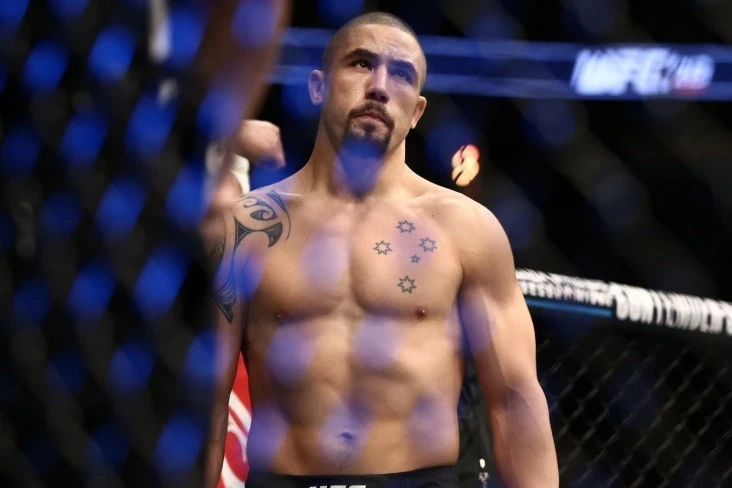 Robert Whittaker, Rafael Fiziev-Mauricio Ruffi maçı için tahminini açıkladı