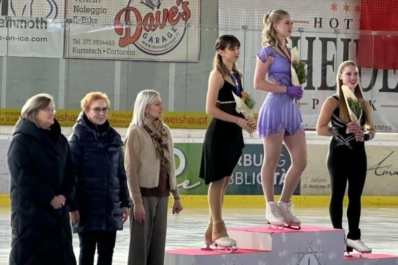 Our figure skater won "bronze" in Italy