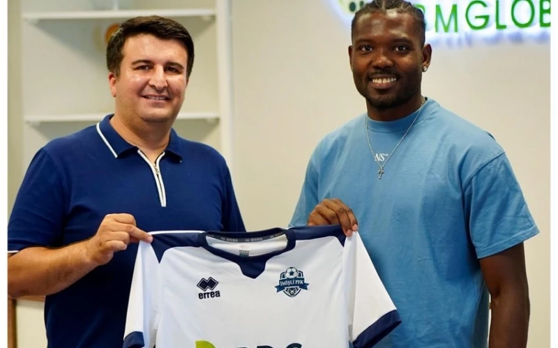 İmişli kolumbiyalı müdafiəçi transfer edib