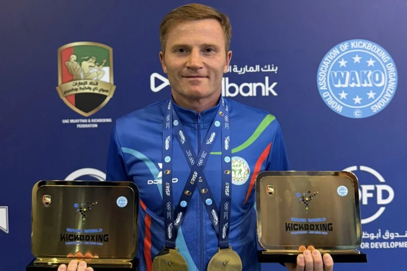 Eduard Mammadov, WAKO Dünya Şampiyonası'nda iki altın madalya kazanarak 10. kez dünya şampiyonu oldu