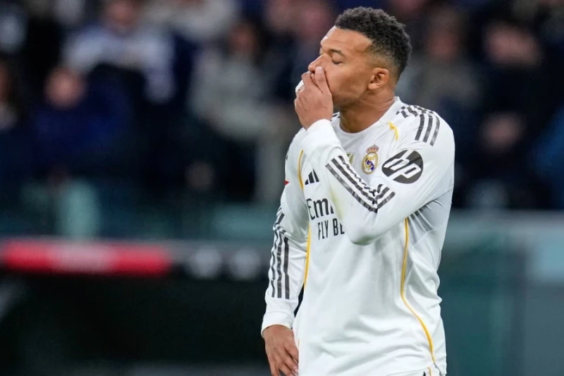 Kilian Mbappe Mançester Siti ilə oyunda iştirak edə bilər