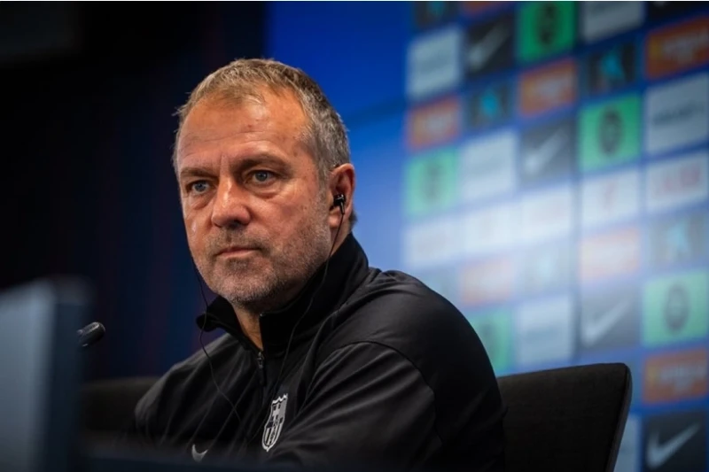 Главный тренер «Барселоны» не хочет видеть трех футболистов в своей команде