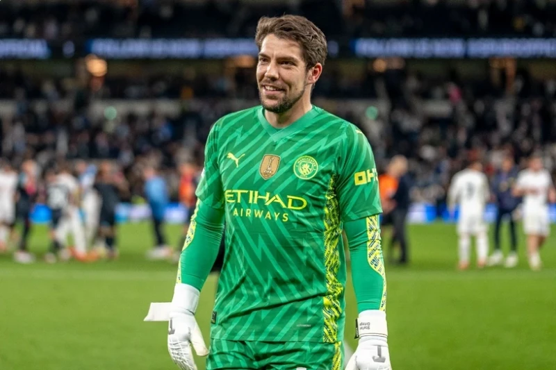 Stefan Ortega Transfers from Manchester City to Nottingham Forest