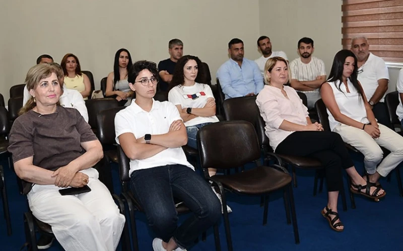 AFFA Qızlar Liqalarının Yeni Mövsümü ilə Bağlı Komanda Nümayəndələri ilə Görüşüb