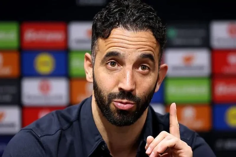 Ответ Аморима на размышления Фергюсона о необходимости титула для «Манчестер Юнайтед»