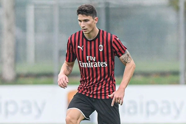 Mattia Caldara has ended his football career