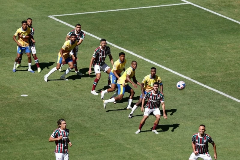 Braziliya klubları Klublararası Dünya Çempionatında uğurlu çıxış edir, Argentina isə uğursuz