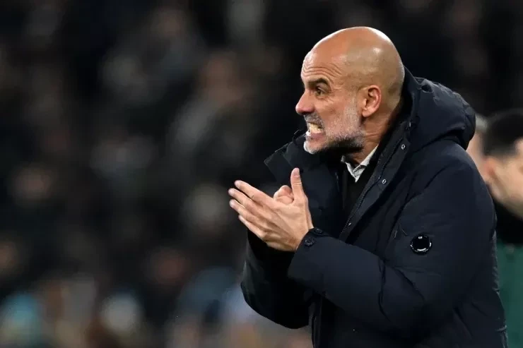 Guardiola, Manchester City'nin transfer politikasından memnun değil ve daha fazla para harcanmasını istiyor