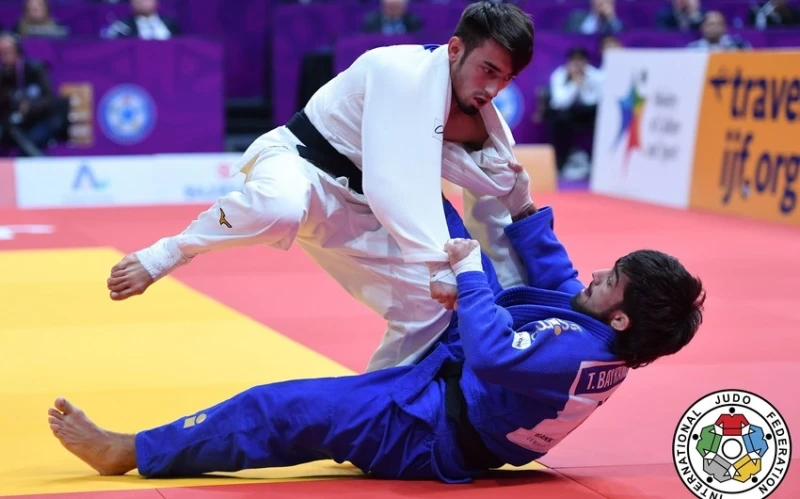 "Böyük Dəbilqə": Azərbaycandan daha iki cüdoçu medal qazandı