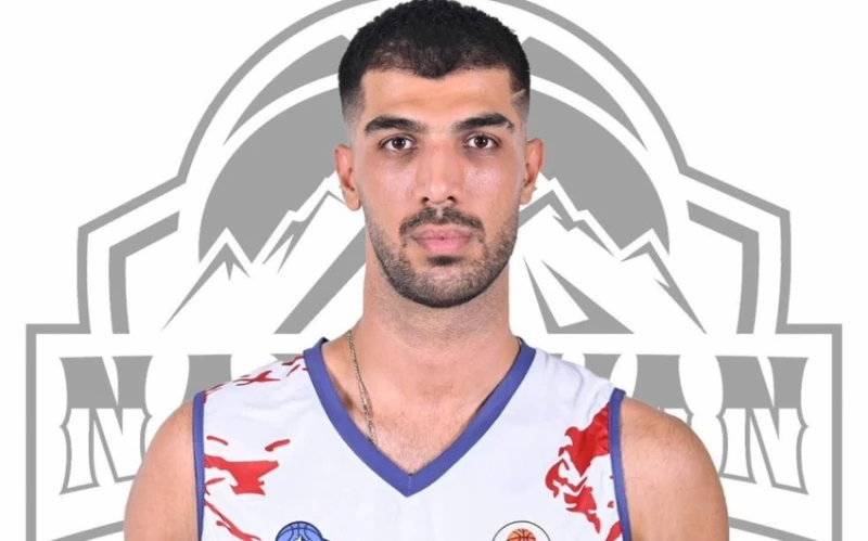 Naxçıvan bir basketbolçu ilə yolları ayırıb