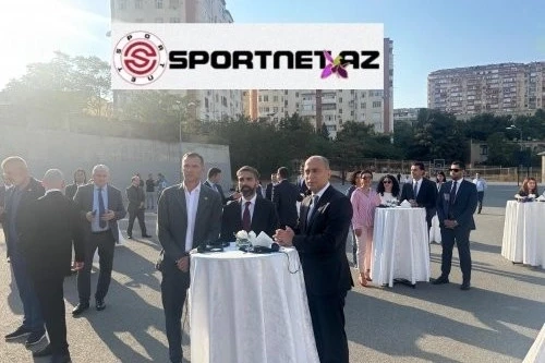 Andriy Şevçenko'dan Bakü'de çocuklar için oluşturulan futbol sahası hakkında güzel sözler