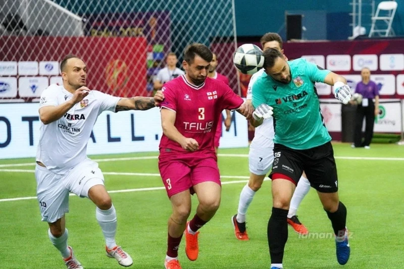 Bakıda keçirilən mundial: 16 oyun, 192 qol, vitse-çempion və 15 qol vurmuş oyunçunun kədərli aqibəti
