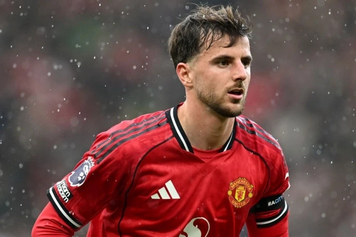 Mançester Yunaytedin oyunçusunu təhqir edən 19 yaşlı azarkeş həbs edildi