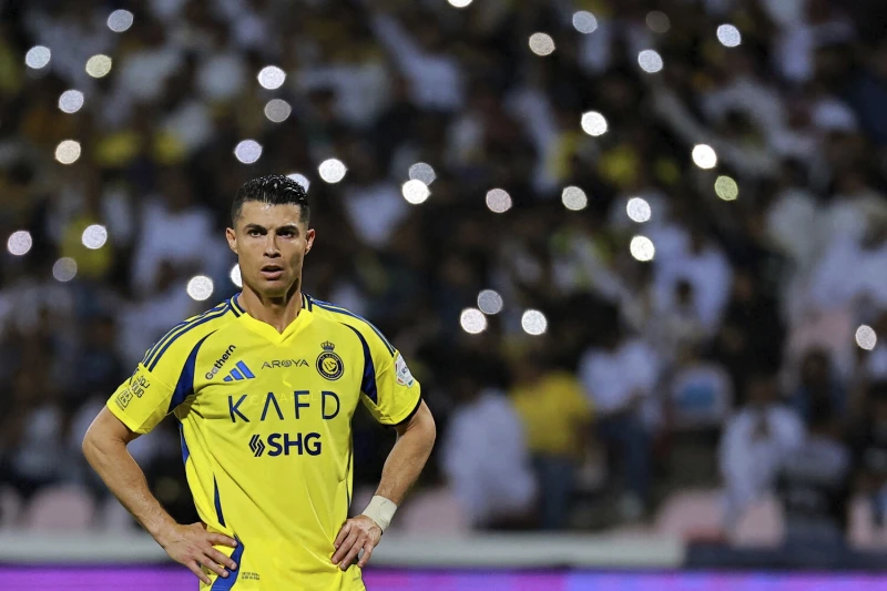 Al-Nassr wins 3-0 against Al-Okhdood with Ronaldo's double;