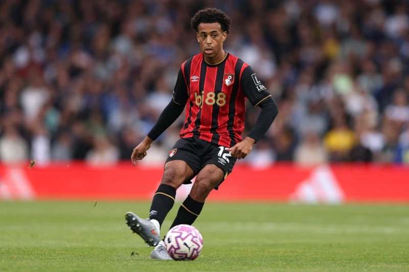 Liverpool, Tyler Adams için Manchester United ve Chelsea ile Yarışa Giriyor