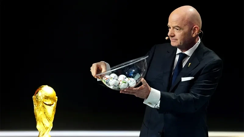 İnfantino: İran yığması DÇ-2026-da iştirak etməlidir