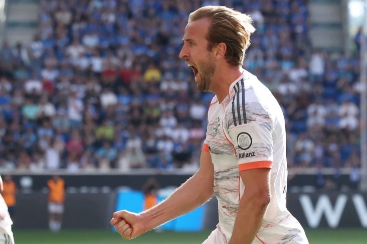 Harry Kane named Bundesliga Player of the Month for September