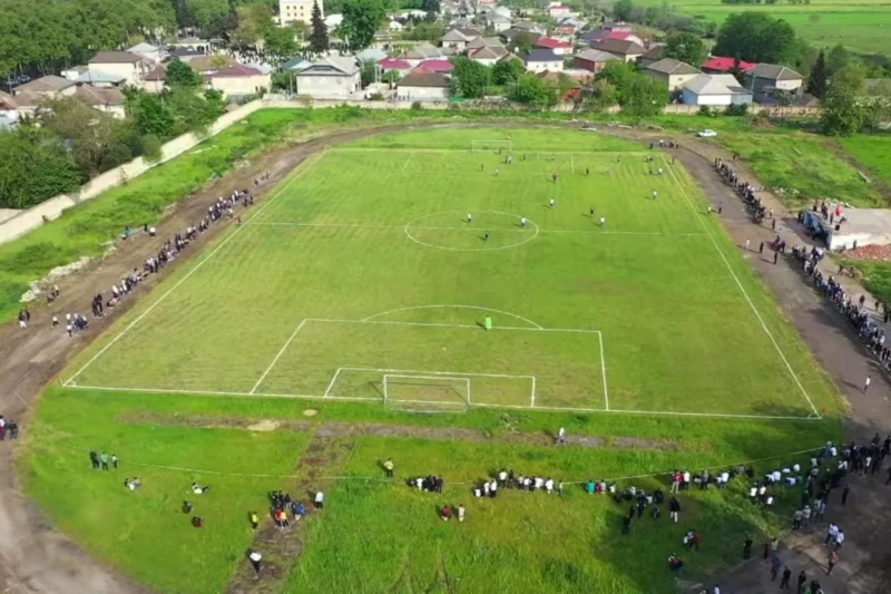 Masallı: Qəriblər kəndində stadionun qanunsuz satışı ilə bağlı şikayətlər, sakinlər Prezidentə müraciət edib